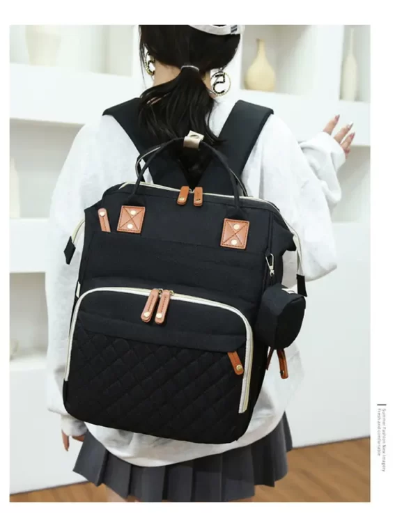 Travel bag for baby essentials without bed